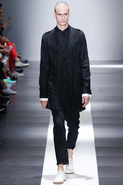 Look 29